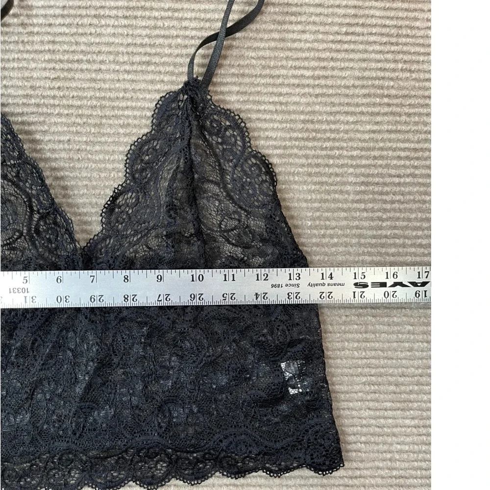 Black Floral Lace Bralette Sheer Adjustable Strap V-Neck Scallop Trim Size Large